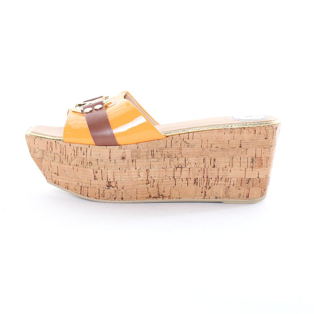 Bren Sungold Soft Patent Leather Donald Pliner Platform Slides