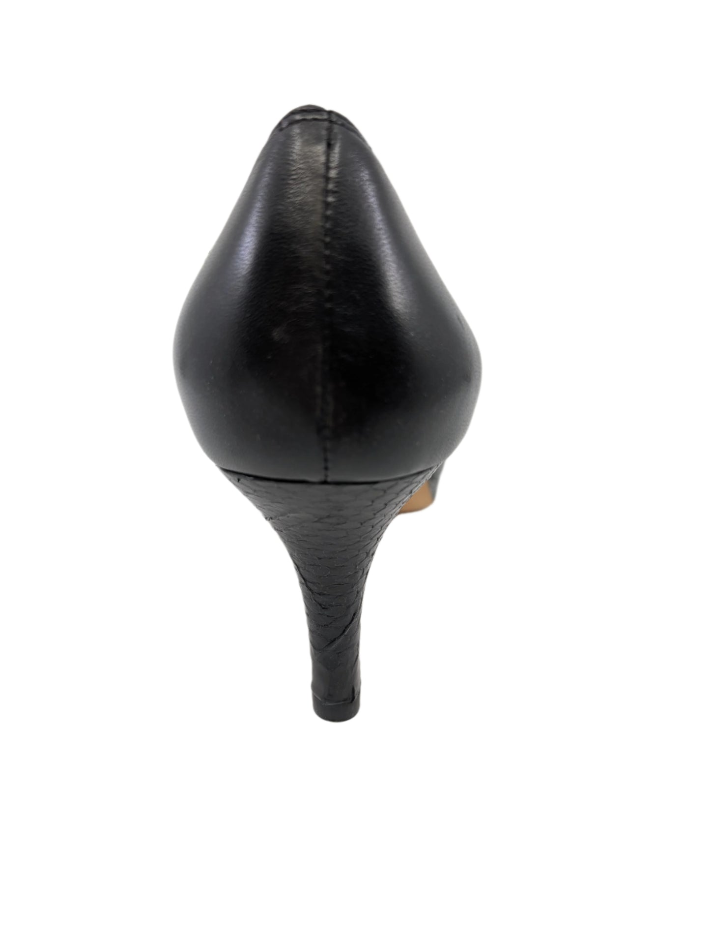 Fortun Black Leather Vaneli Pumps