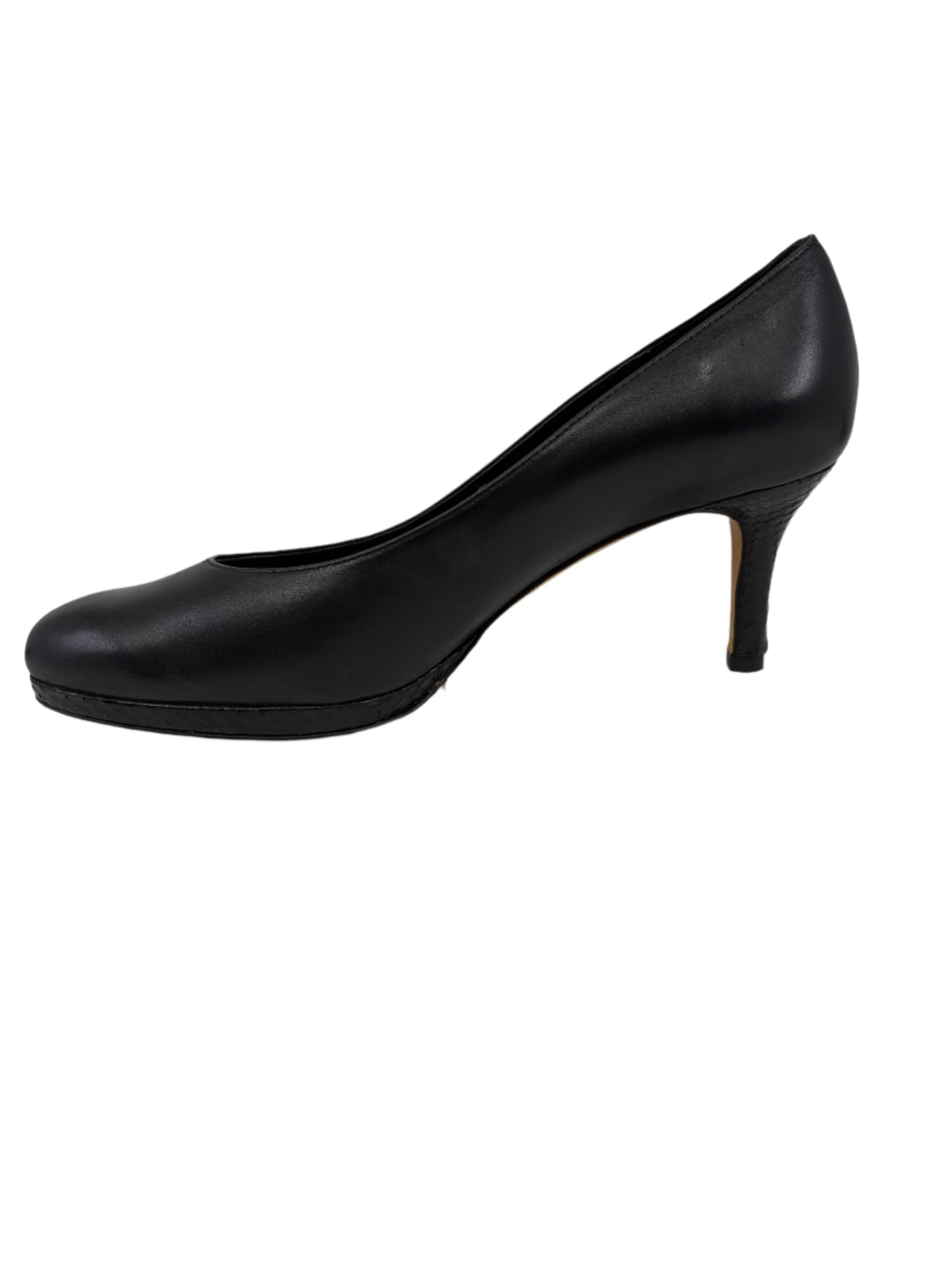 Fortun Black Leather Vaneli Pumps