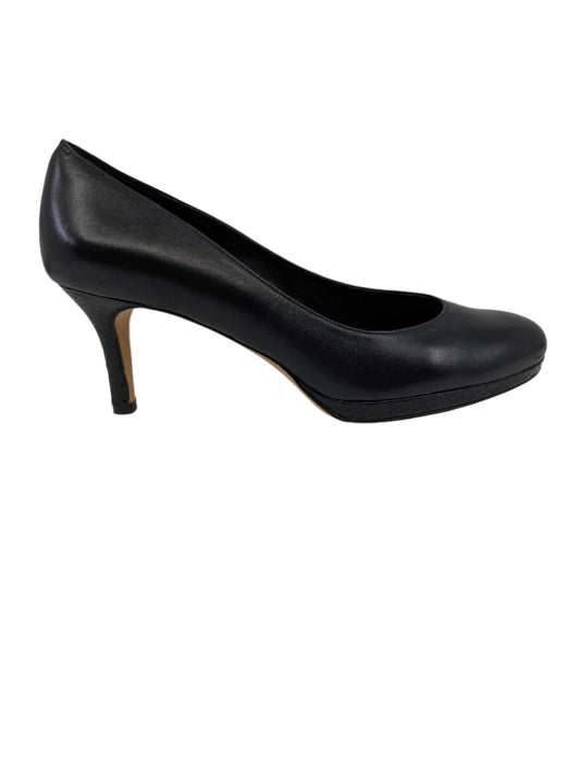 Fortun Black Leather Vaneli Pumps