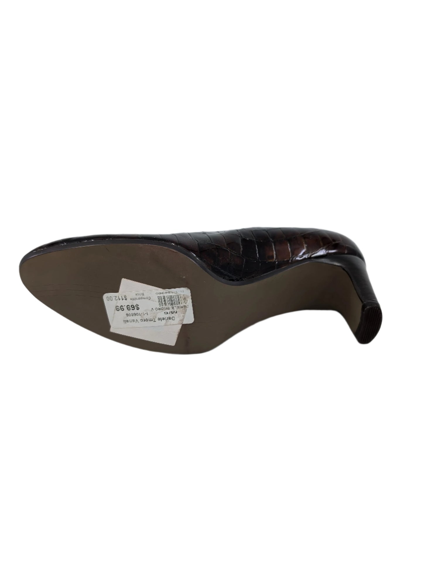 Dariele Brown Patent Leather Vaneli Pumps