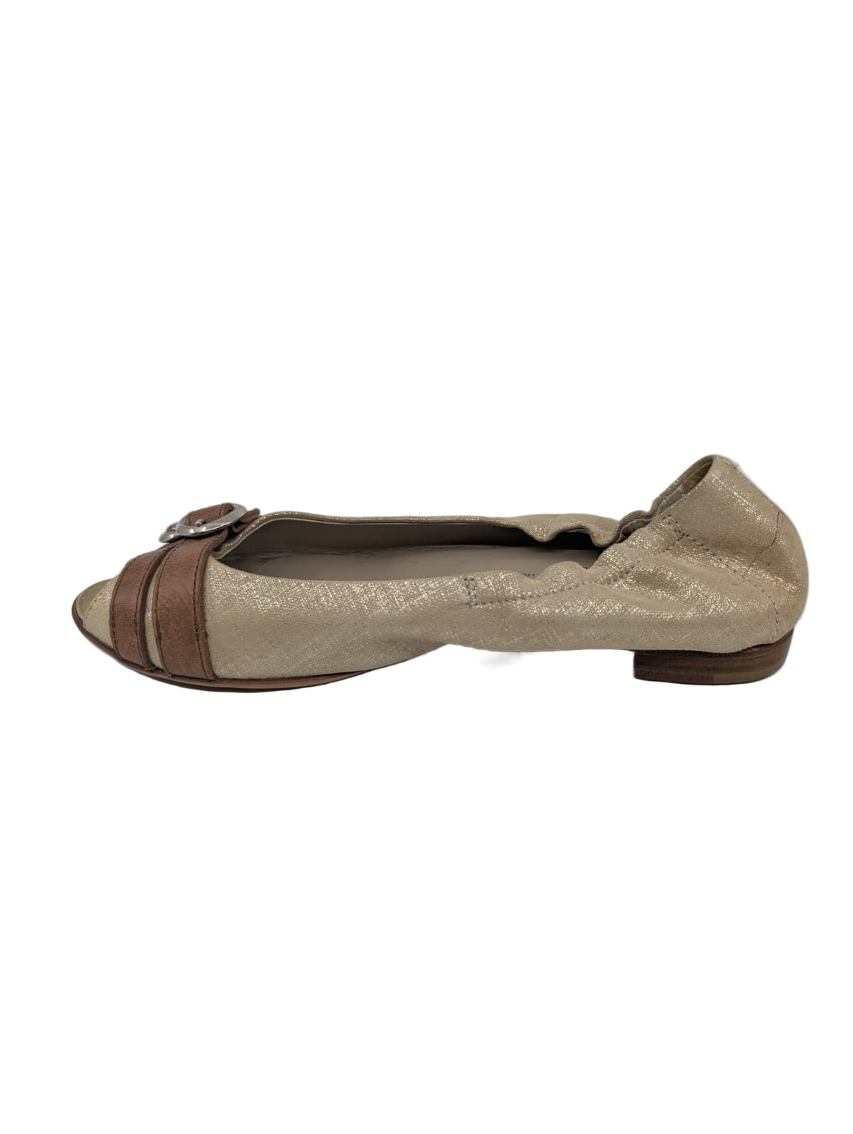 D55833OUCK Beige Leather AGL Ballet Flats