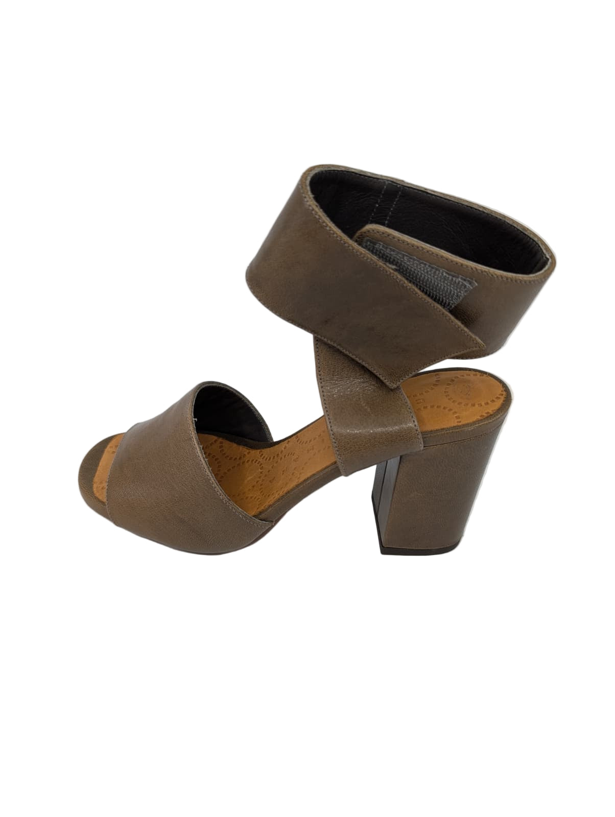 Reset Gray Leather Chie Mihara Sandals