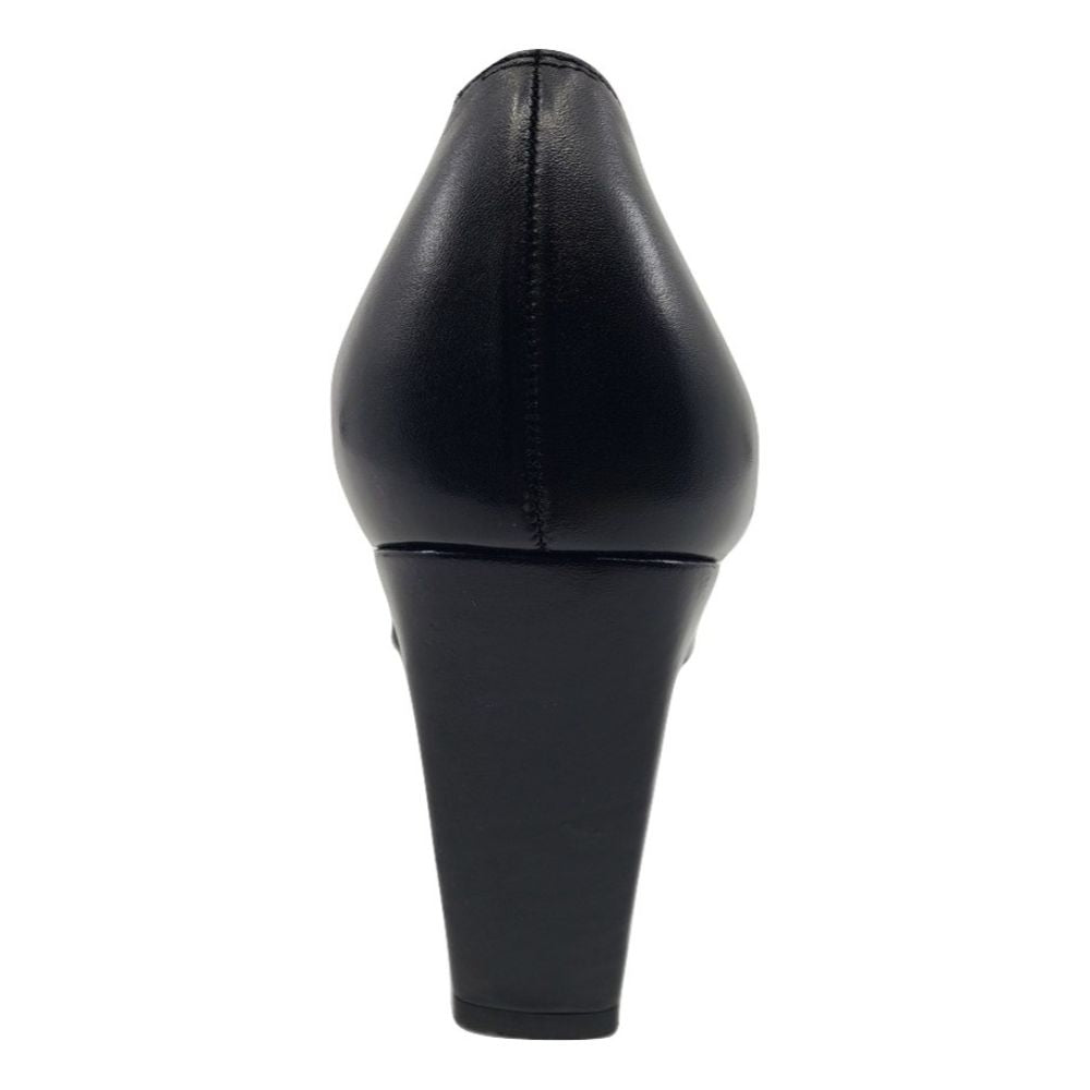 Situation Black Calf Stuart Weitzman Pumps