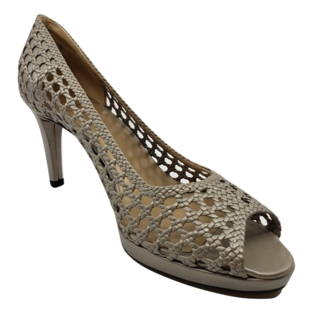 Stuart Weitzman Womens Plainweave Gypsum Leather Pump