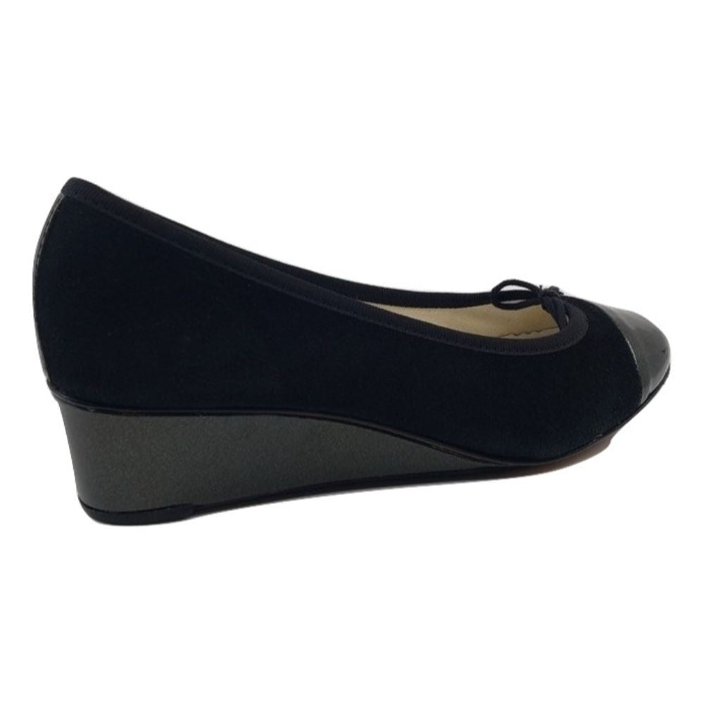 V1057 V Tcherina Black Suede Repetto Wedge Pumps