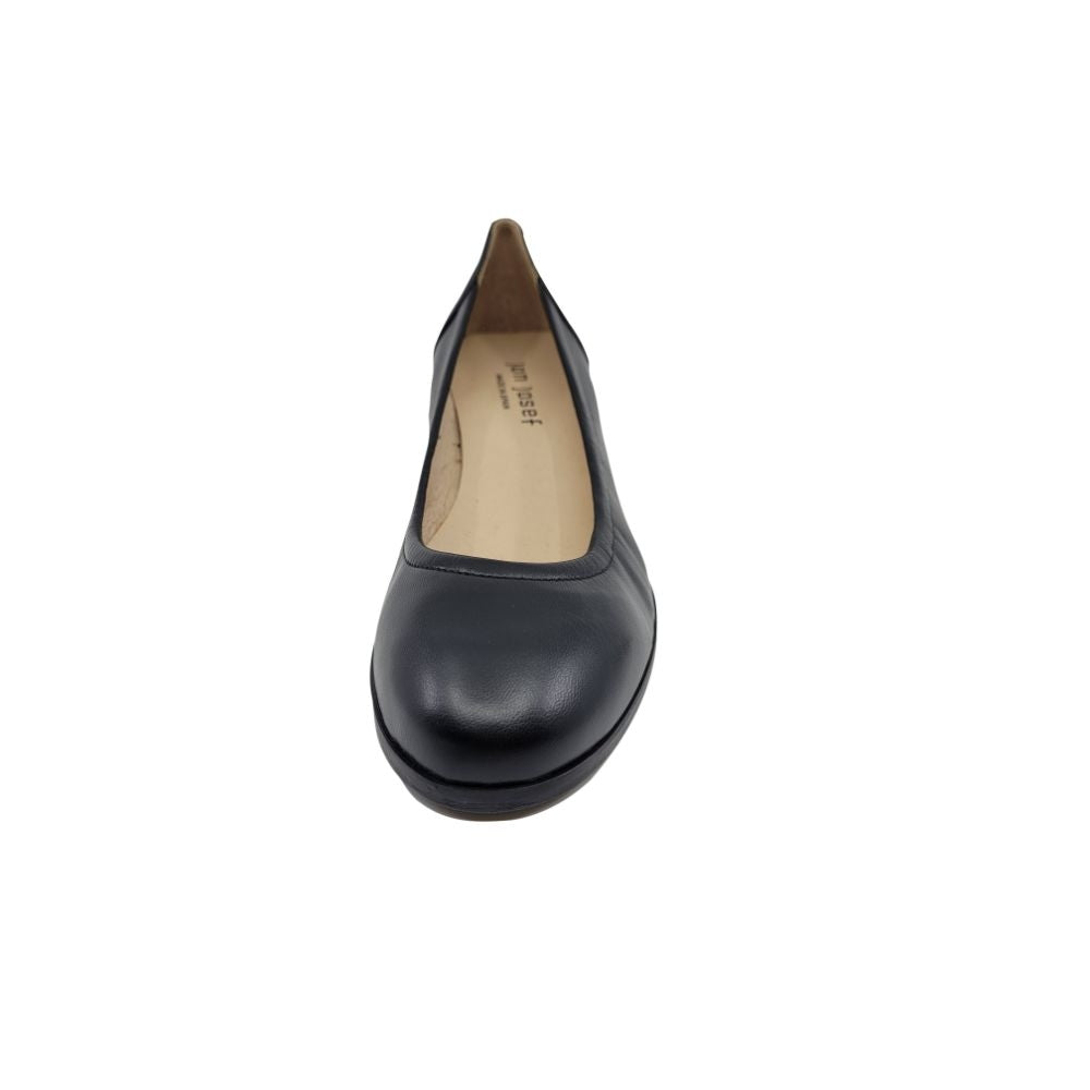 Damas Black Leather Jon Josef Pumps