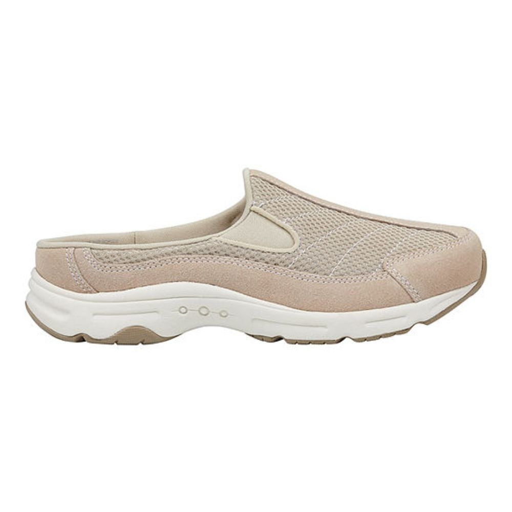 Hotrace Wood Ash Fabric Easy Spirit Clogs