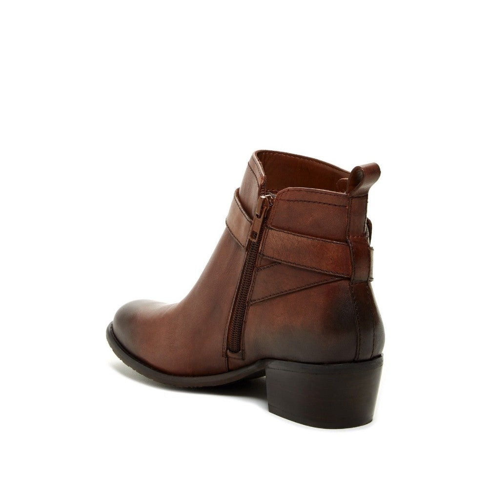Bryson Cognac Arturo Chiang Bootie