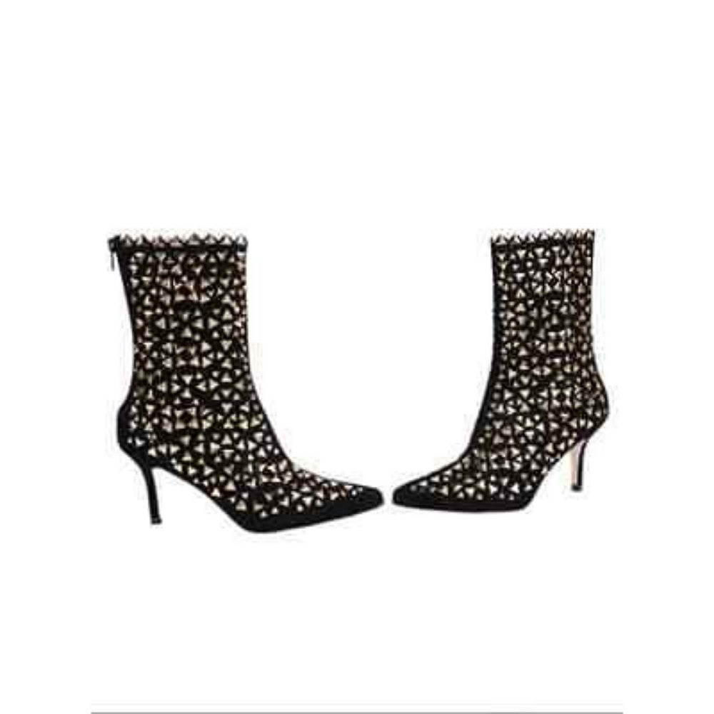 Transfer Black Studs Jon Josef