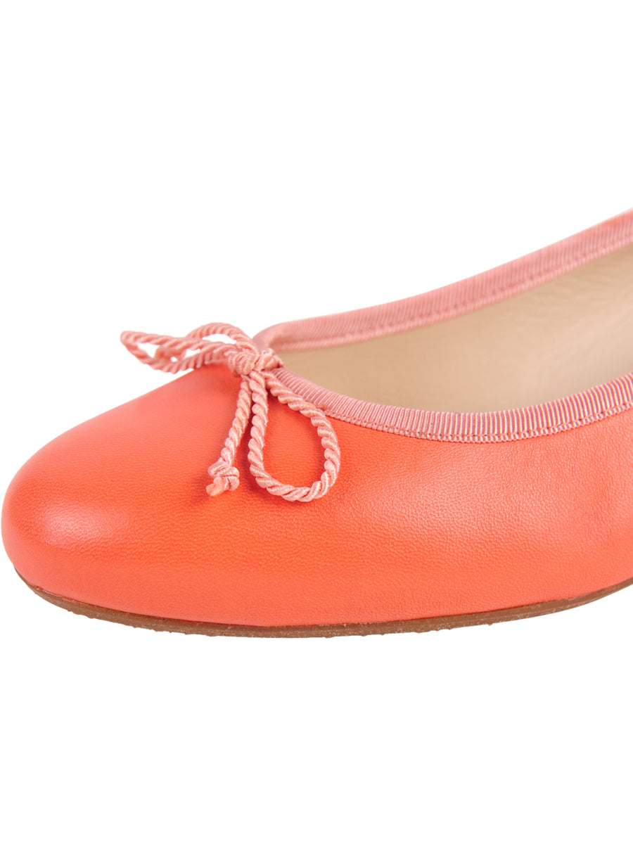 Bailey Orange Jon Josef Flat