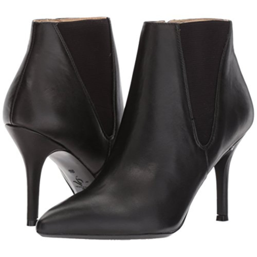 Front 9X9 Black Leather Nine West Bootie - M - 9
