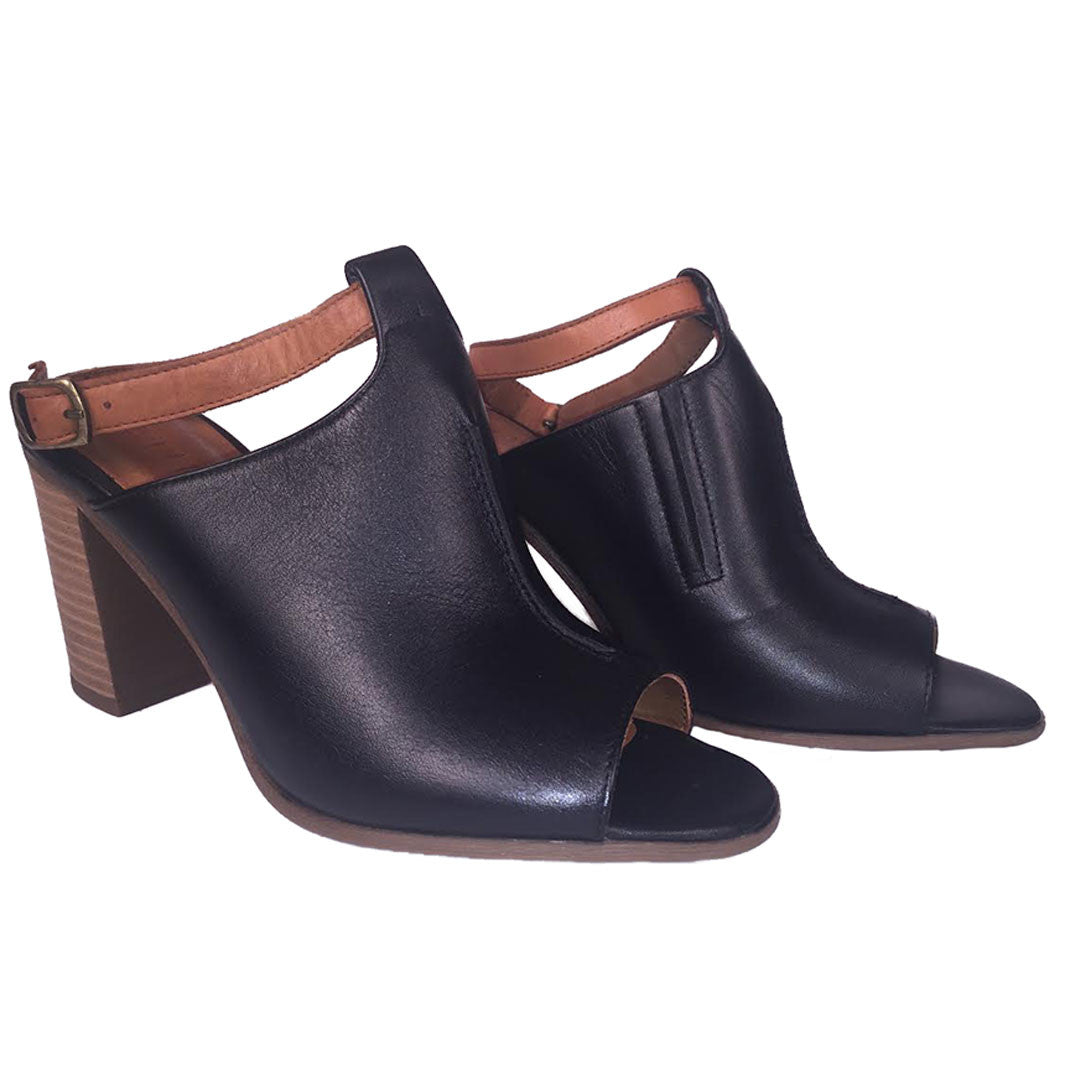 Catania Black Nappa Ethem Sandal