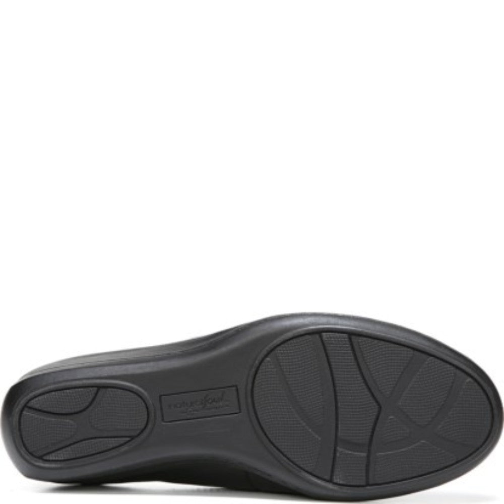 Wilamina Black Naturalizer Loafers