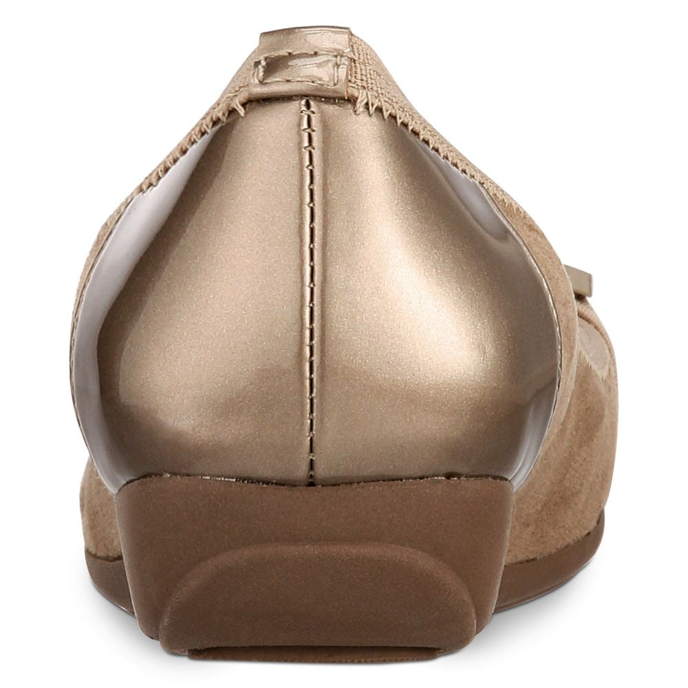 Uplift Taupe Anne Klein Flat I-1-112437