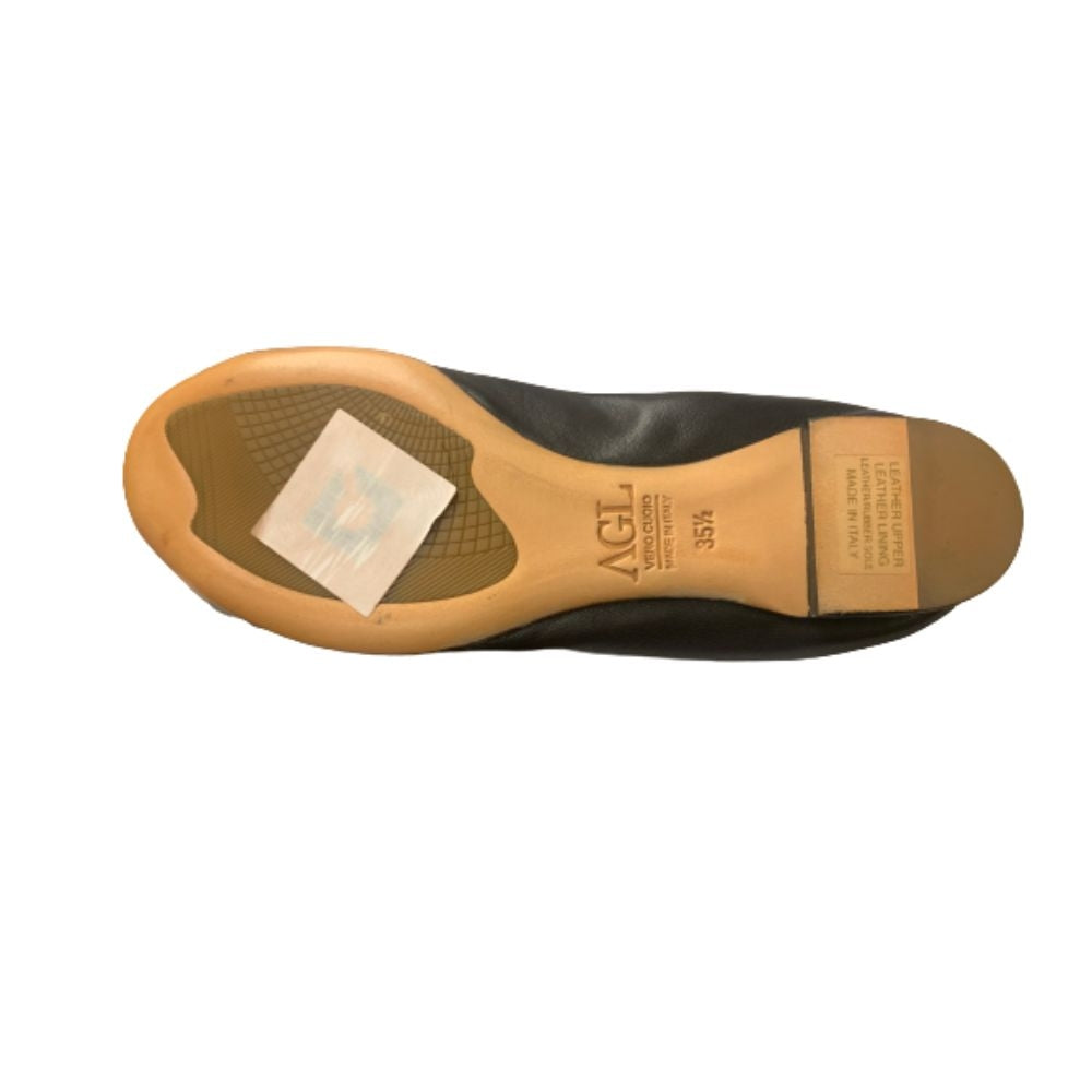 D55833OUCK Black Leather AGL Ballet Flats