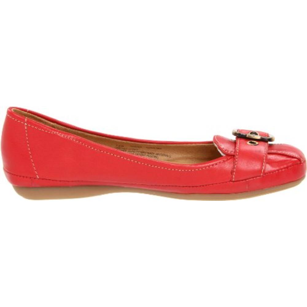 Tracer Red Leather Naturalizer Flats