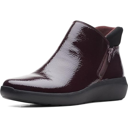 Clarks Women's, Kayleigh Mid Boot Burgundy Patent