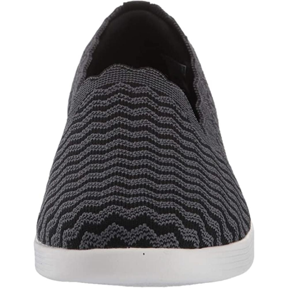 On the Go Capri Wavy Black Gray 136246 Skechers Slip On Flats