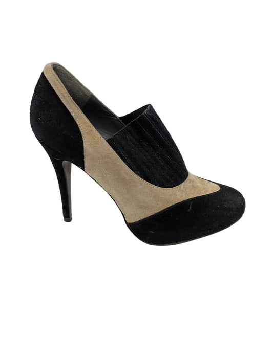 Donald Pliner Black and Beige Suede Pumps