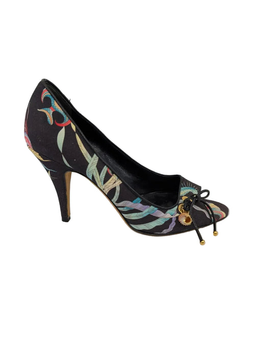Hollywould Black Fabric Pumps