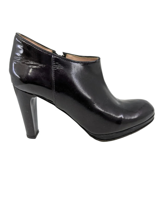 Armuse Dark Black Patent Ankle Boots