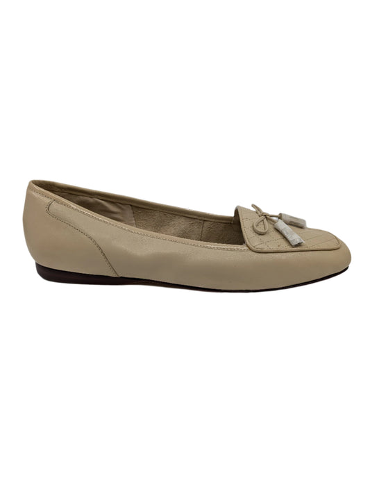 Lizzia Light Natural Leather Enzo Angiolini Flats