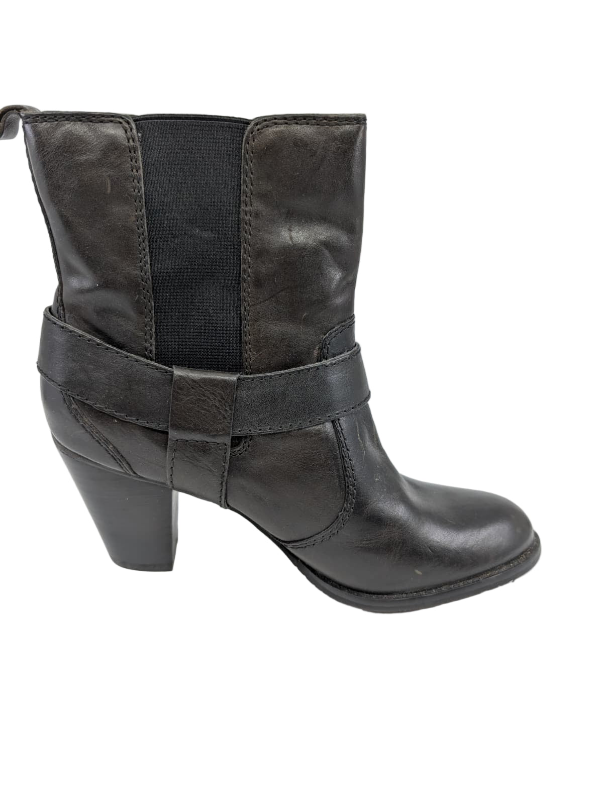 Viana Black Leather Arturo Chiang Ankle Boots