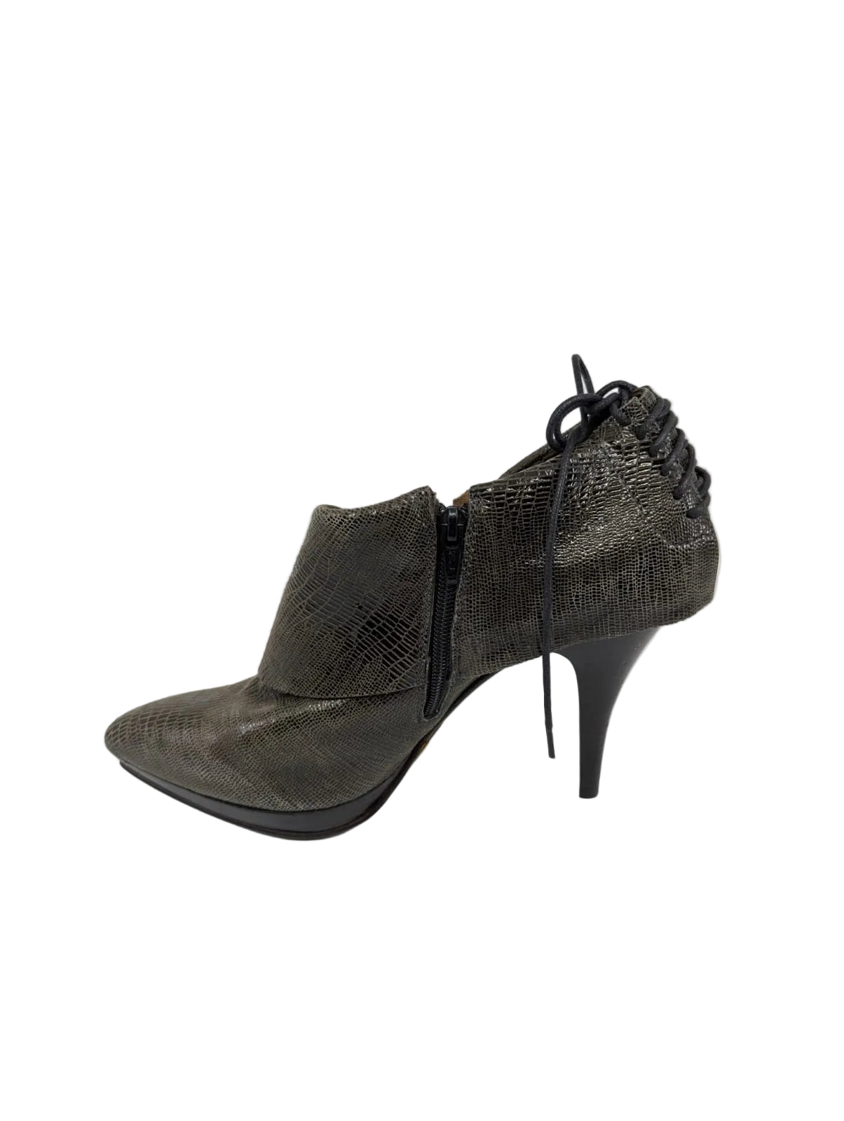 Latitude Femme Gray Leather Ankle Boots