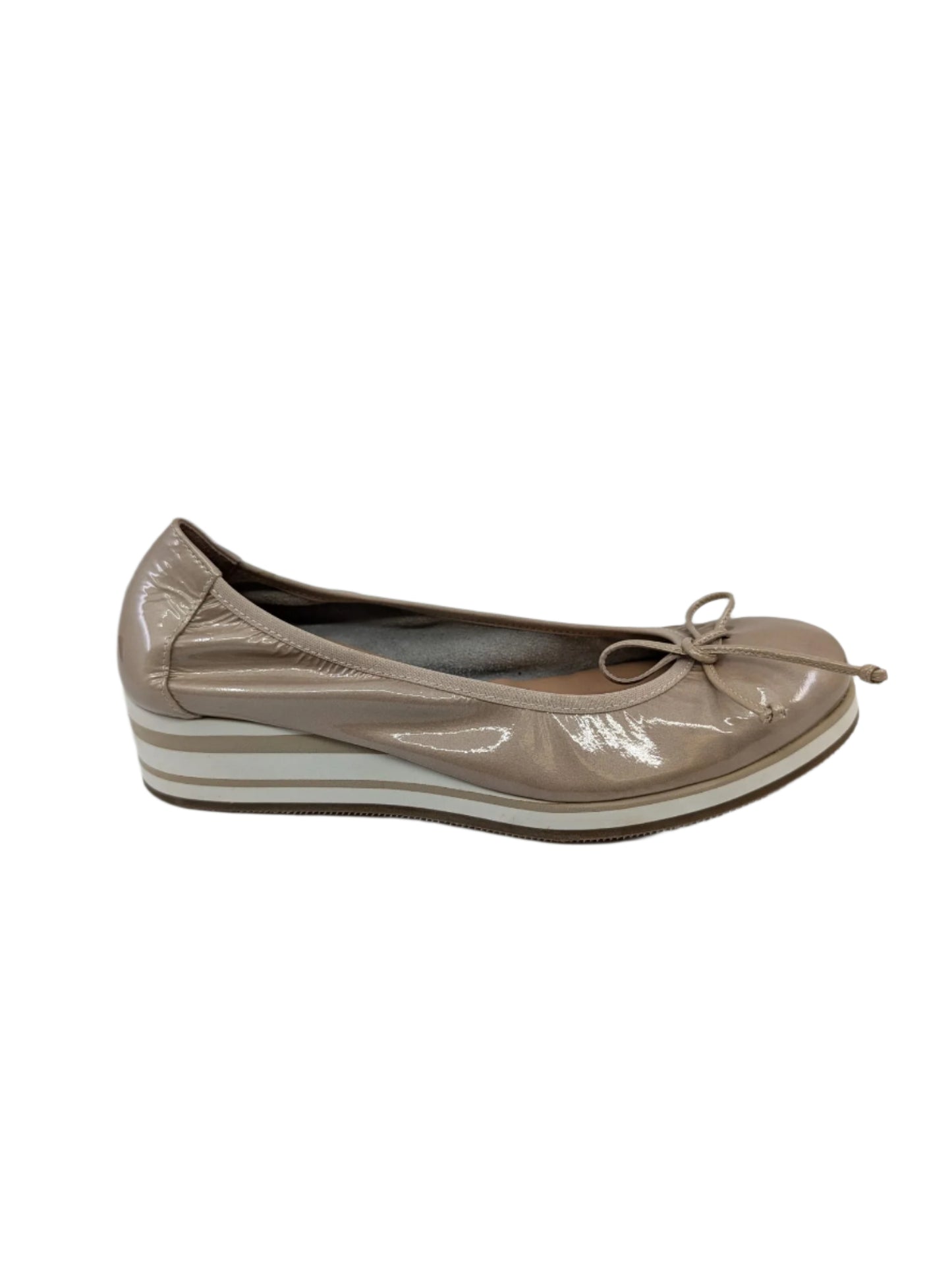 C3801 Sumatra Taupe Patent Wonders Wedge Pumps
