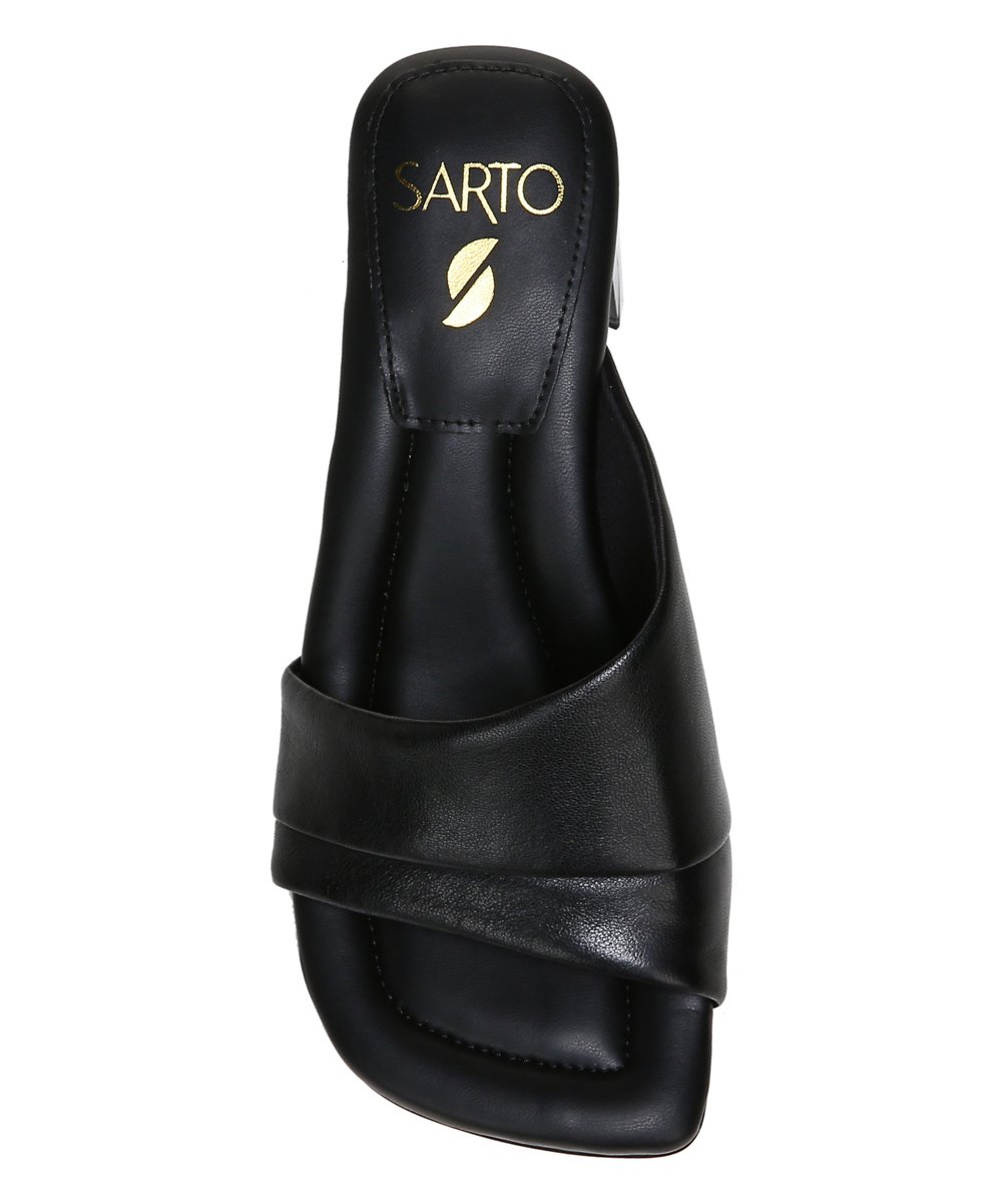 Dreamy Black Leather Franco Sarto Sandals