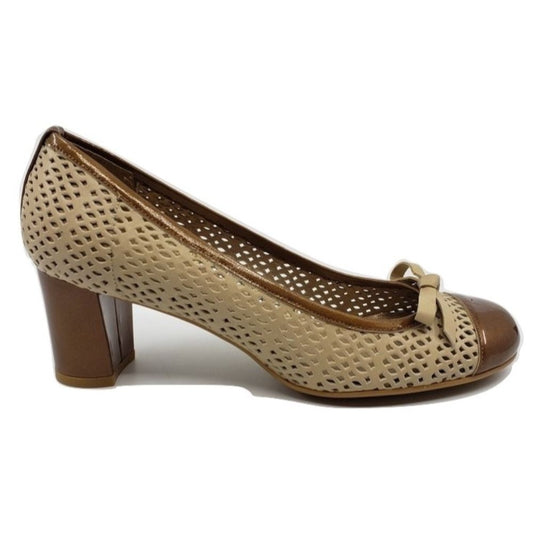 Captivate Buff Butter Nappa Stuart Weitzman Pumps