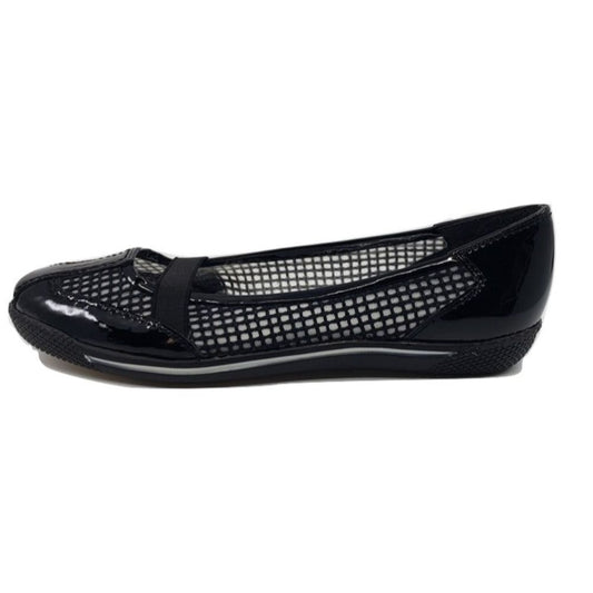 Coolgear Black and White Stuart Weitzman Sneaker Flat