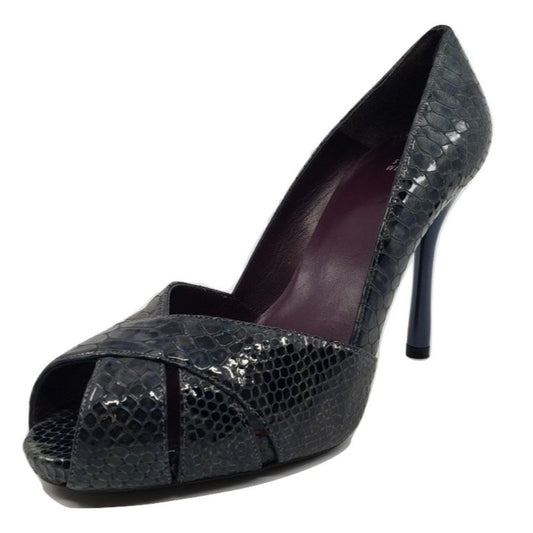 Stuart Weitzman Womens Dresser Crystal Patent Pump