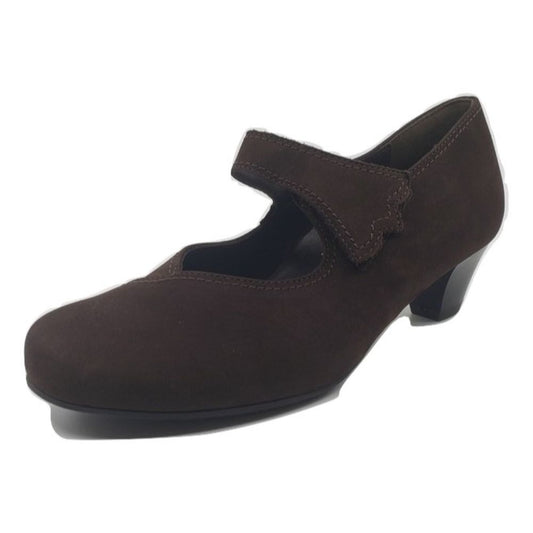 Cleo Coffe Brown Nubuck Semler Pumps