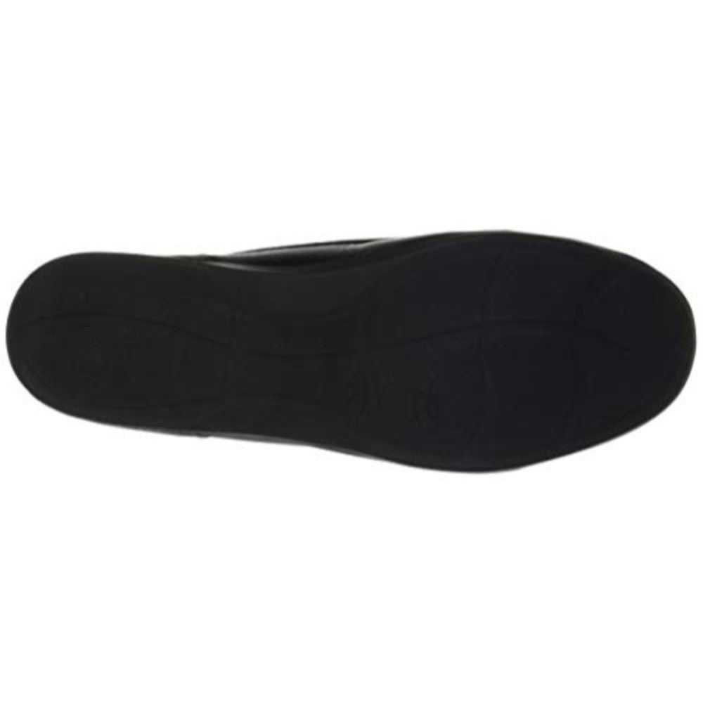 Devitt Black Leather Easy Spirit Loafer Flats