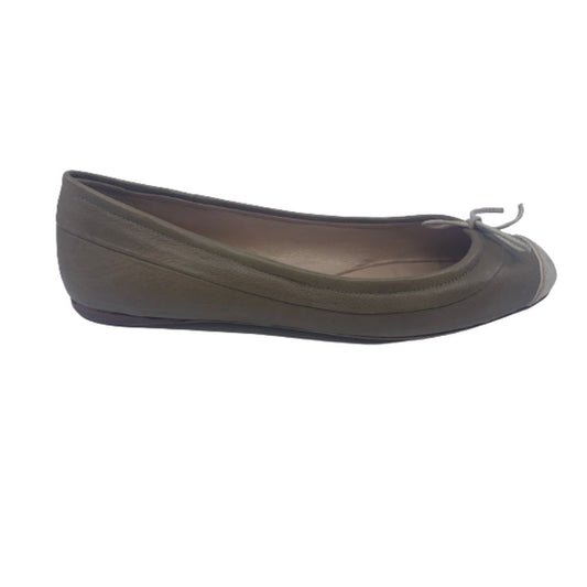 11-69 Soft Calf Leather Taupe and White Reed Krakoff Ballet Flats