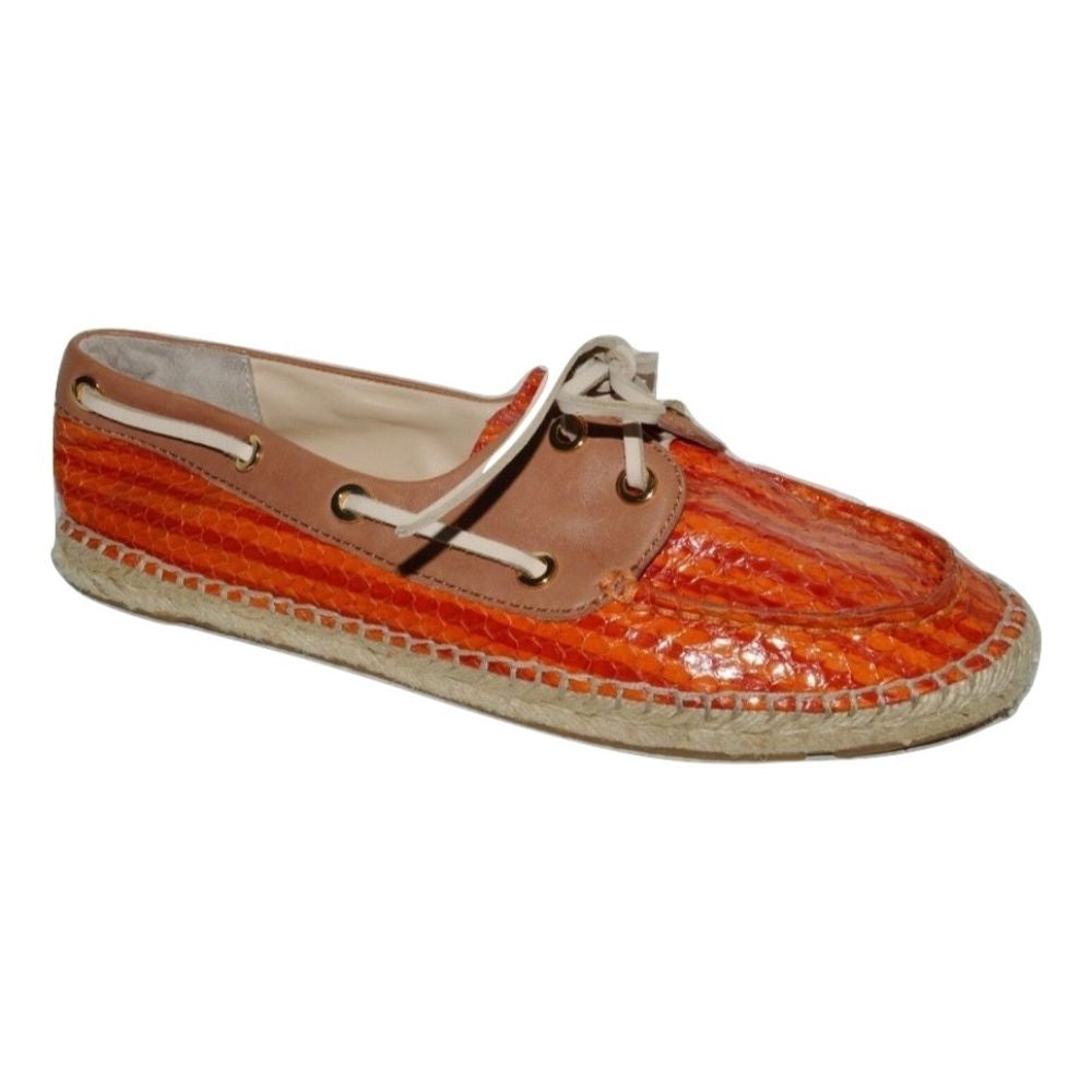 Vie Poppy Salmon Orange Leather Vince Camuto Signature Loafer Flats